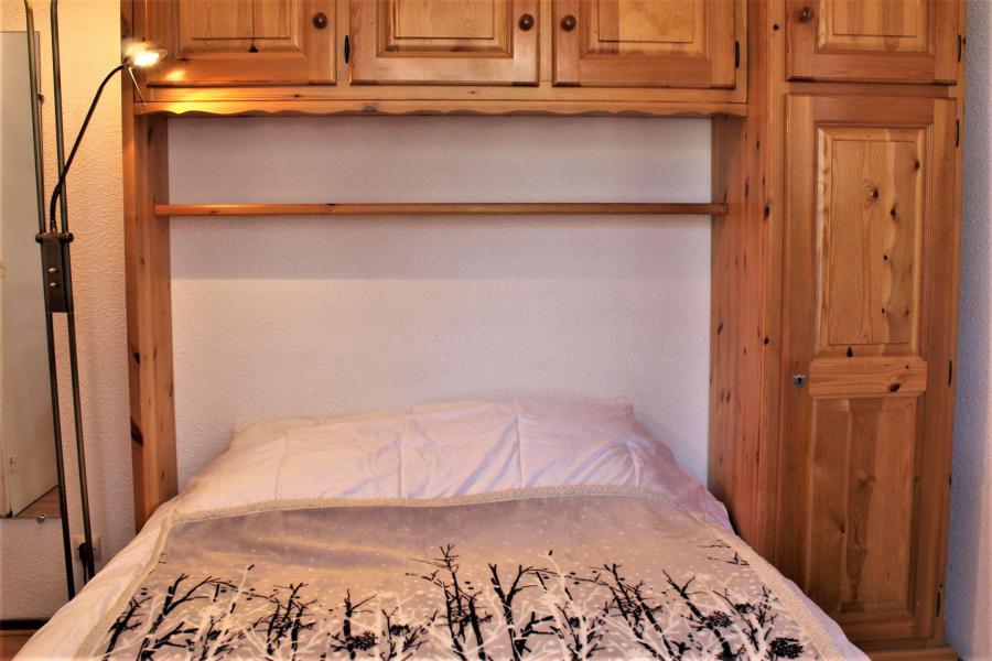 Rent in ski resort 2 room apartment sleeping corner 5 people (313) - Résidence Soldanelles - Risoul - Cabin