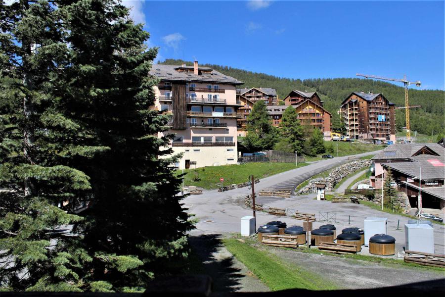 Rent in ski resort 2 room apartment sleeping corner 5 people (313) - Résidence Soldanelles - Risoul - Terrace