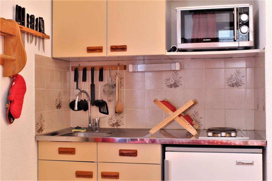 Wynajem na narty Apartament 2 pokojowy z alkową 5 osób (313) - Résidence Soldanelles - Risoul - Aneks kuchenny