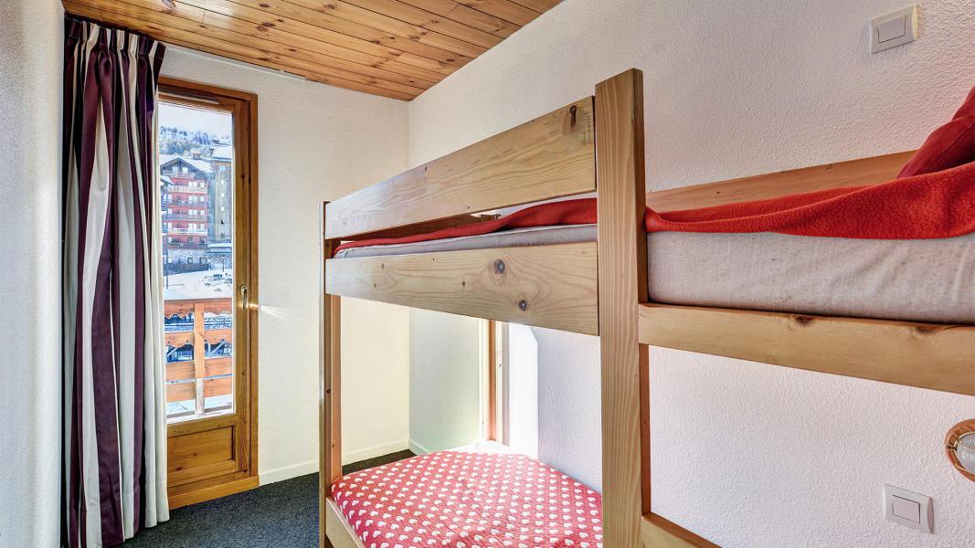 Rent in ski resort Résidence Véga - Risoul - Bunk beds