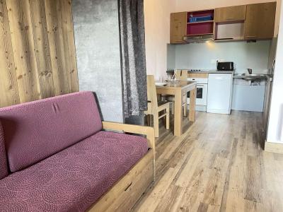 Rent in ski resort Studio 3 people (580-05) - Deneb - Risoul - Apartment