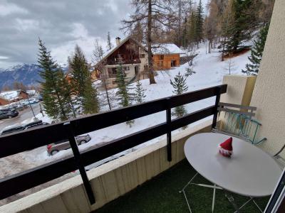 Holiday in mountain resort Studio sleeping corner 5 people (852) - Le Diamant - Risoul - Winter outside