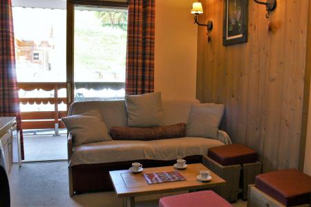 Rent in ski resort 2 room apartment sleeping corner 5 people (404) - Résidence Antarès - Risoul - Living room