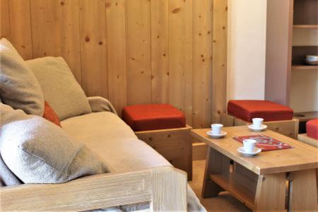 Rent in ski resort 2 room apartment sleeping corner 5 people (404) - Résidence Antarès - Risoul - Living room