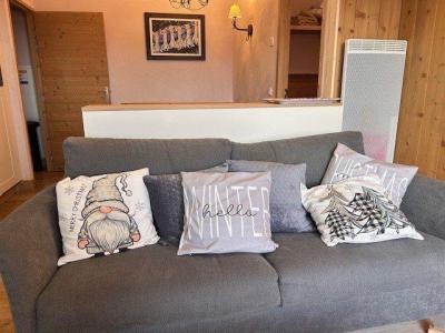 Rent in ski resort 3 room apartment sleeping corner 6 people (301) - Résidence Antarès - Risoul - Living room