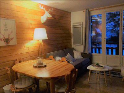 Rent in ski resort Studio sleeping corner 6 people (660) - Résidence Clématites - Risoul - Apartment