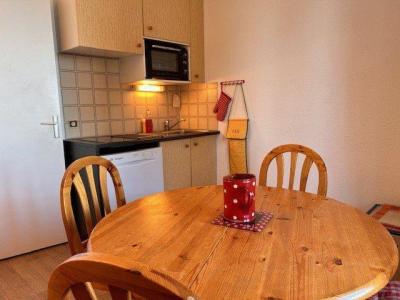 Rent in ski resort 2 room apartment cabin 6 people (35) - Résidence Edelweiss A - Risoul - Living room