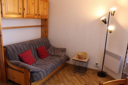 Rent in ski resort Studio sleeping corner 4 people (1B) - Résidence Edelweiss B - Risoul - Living room