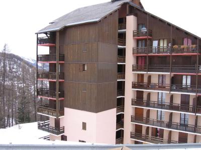 Rent in ski resort Studio sleeping corner 4 people (312) - Résidence le Belvédère - Risoul