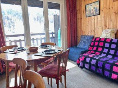 Rent in ski resort 2 room apartment 4 people (34) - Résidence Le Cesier - Risoul - Living room