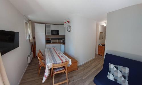 Rent in ski resort 3 room apartment 5 people (12) - Résidence Le Chamois - Risoul