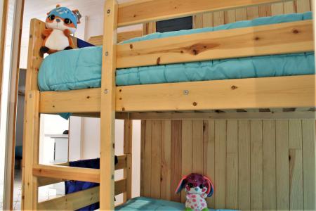 Skiverleih 2-Zimmer-Berghütte für 6 Personen (05) - Résidence le Petit Laus - Risoul - Offener Schlafbereich