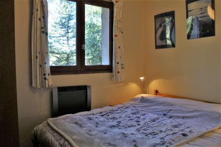 Rent in ski resort 3 room apartment 8 people (1) - Résidence le Sérac - Risoul - Apartment