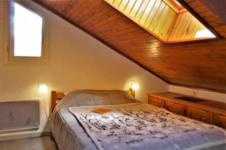 Rent in ski resort 2 room apartment sleeping corner 6 people (67) - Résidence les Airelles A - Risoul - Cabin