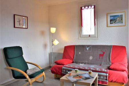 Rent in ski resort 2 room apartment sleeping corner 6 people (67) - Résidence les Airelles A - Risoul - Living room