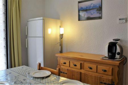 Rent in ski resort 3 room apartment 6 people (28) - Résidence les Airelles B - Risoul - Living room