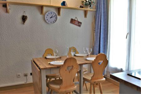 Skiverleih Studio Schlafnische 4 Personen (11) - Résidence les Airelles B - Risoul - Wohnzimmer