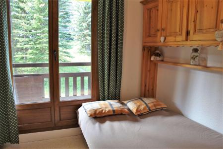 Rent in ski resort Studio 5 people (35A) - Résidence les Clarines A1 - Risoul