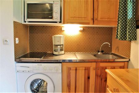 Rent in ski resort Studio 5 people (35A) - Résidence les Clarines A1 - Risoul - Kitchenette