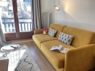 Rent in ski resort Studio cabin 4 people (112A2) - Résidence les Clarines A2 - Risoul - Living room