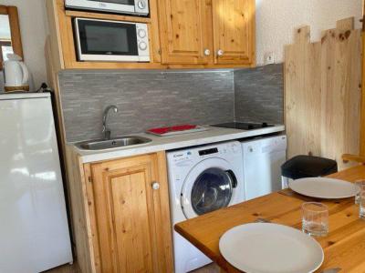 Location au ski Studio cabine 4 personnes (112A2) - Résidence les Clarines A2 - Risoul - Kitchenette