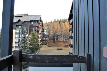 Rent in ski resort Studio cabin 4 people (38A) - Résidence les Clématites A - Risoul