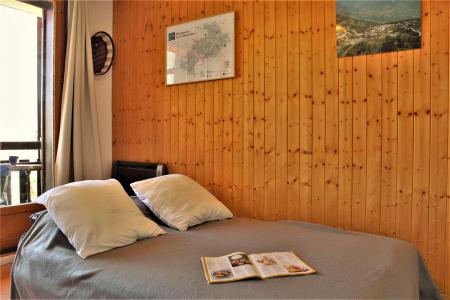 Ski verhuur Studio bergnis 4 personen (409C) - Résidence les Clématites C - Risoul - Cabine