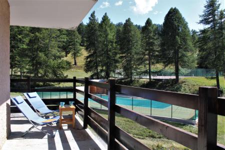 Rent in ski resort 2 room apartment cabin 6 people (856) - Résidence les Florins I - Risoul - Balcony