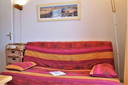 Rent in ski resort Studio cabin 4 people (263) - Résidence Soldanelles - Risoul - Living room