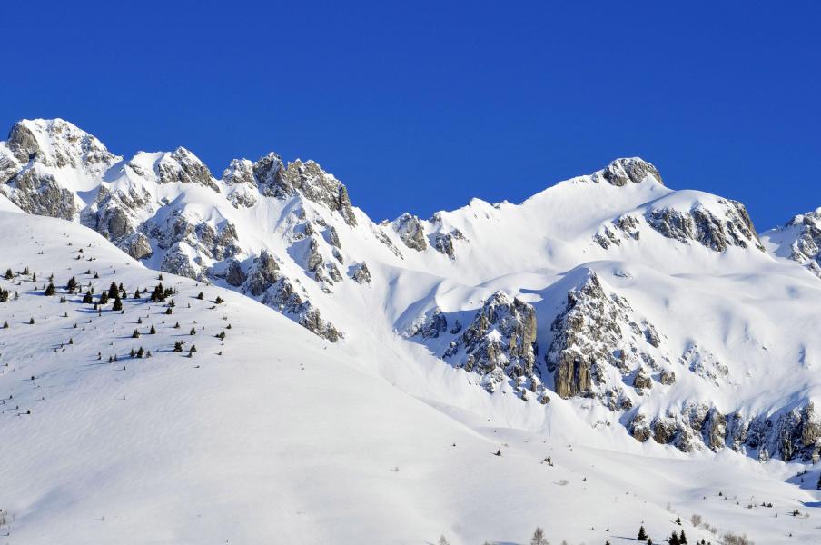 Аренда на лыжном курорте Le Village Gaulois - Saint-François Longchamp - зимой под открытым небом