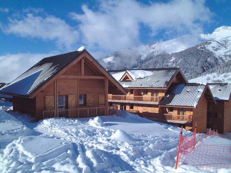 Location au ski Le Village Gaulois - Saint-François Longchamp - Extérieur hiver