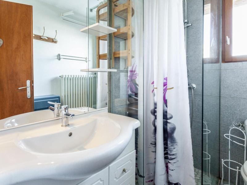 Rent in ski resort 3 room apartment 4 people (1) - A la Claire Fontaine - Saint Gervais - Shower room