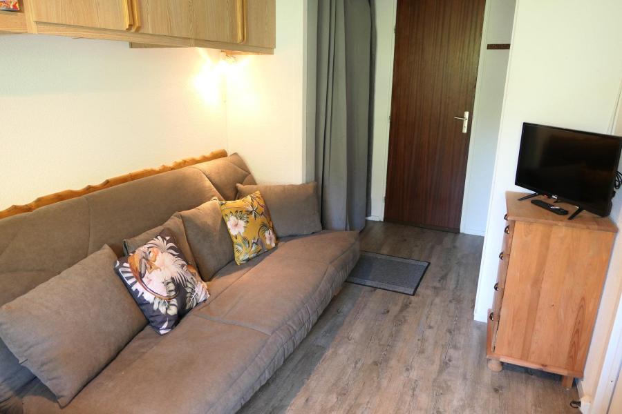 Rent in ski resort Studio cabin 2-4 people (894) - Cristal - Saint Gervais - Living room