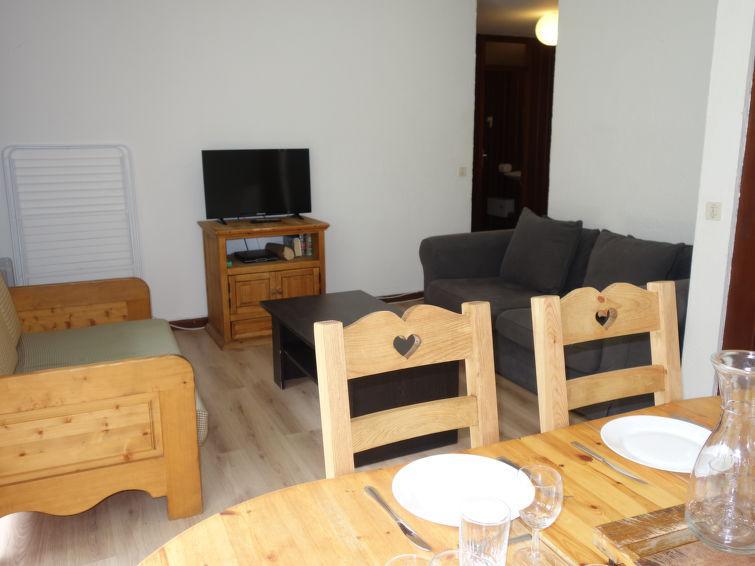 Rent in ski resort 4 room apartment 6 people (1) - Le Sporting - Saint Gervais - Living room