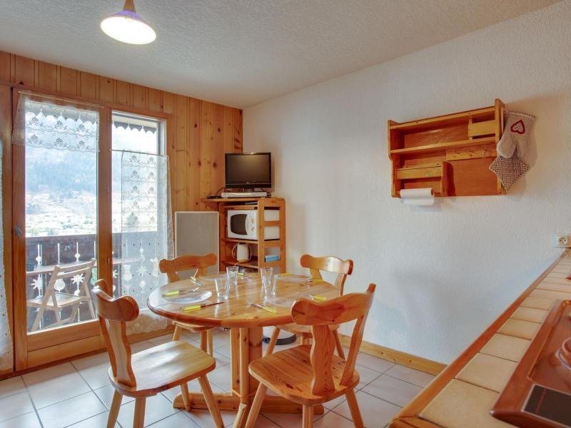 Location au ski Appartement 2 pièces 4 personnes (2) - Les Aiguilles du Midi - Saint Gervais - Table