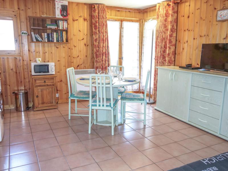 Rent in ski resort 2 room apartment 4 people (4) - Les Jardins Alpins - Saint Gervais - Living room