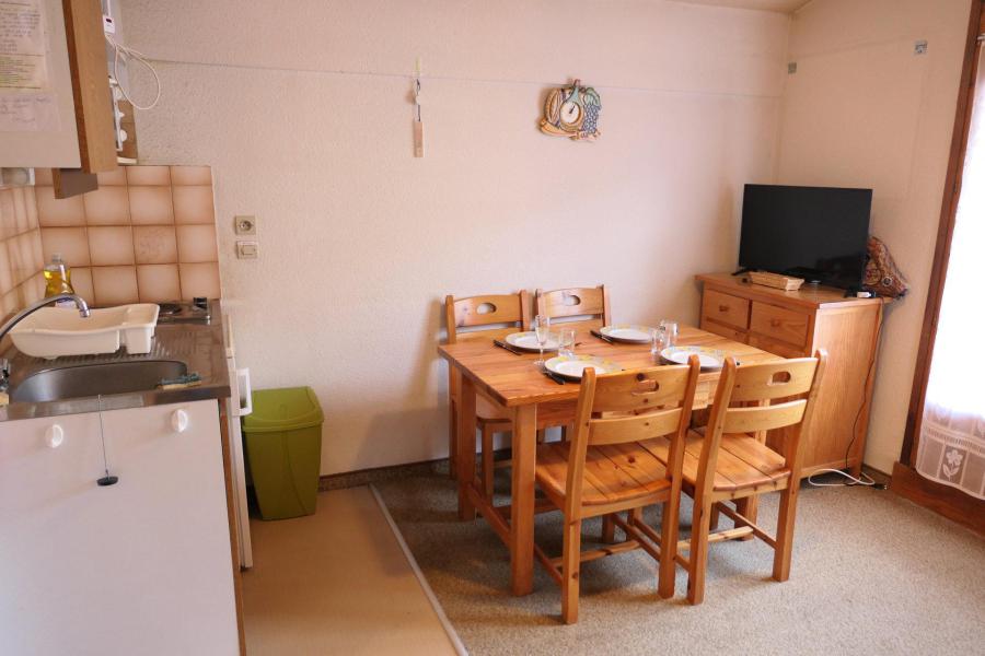 Аренда на лыжном курорте Квартира студия кабина для 4 чел. (890) - Résidence la Piste - Saint Gervais - Столова&