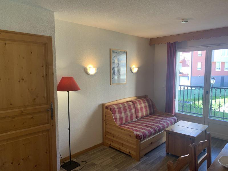 Rent in ski resort 2 room apartment 6 people (111) - Résidence le Grand Panorama - Saint Gervais - Living room