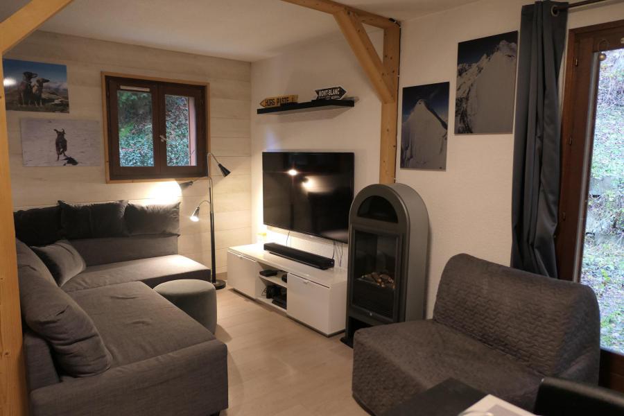 Rent in ski resort 3 room apartment 6 people (SG897) - Résidence les Chalets du Soleil - Saint Gervais - Living room