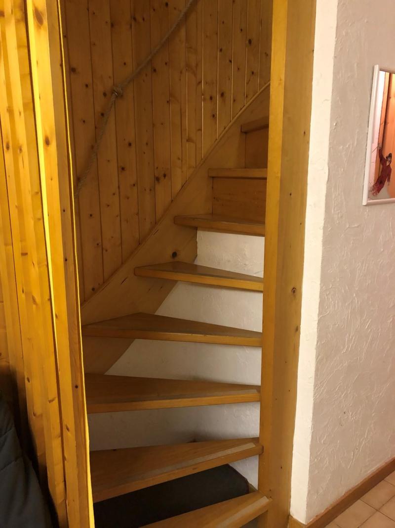 Rent in ski resort 3 room duplex apartment 4 people (SG819) - Résidence Les Loges - Saint Gervais - Stairs