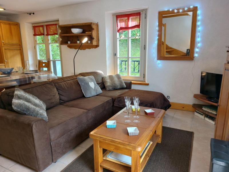 Rent in ski resort 3 room apartment 4 people (1) - Résidence Saint Gervais - Saint Gervais - Living room