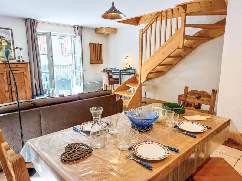 Rent in ski resort 3 room apartment 4 people (1) - Résidence Saint Gervais - Saint Gervais - Living room