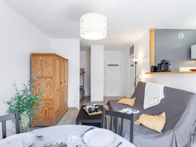 Rent in ski resort 1 room apartment 4 people (5) - Castel des Roches - Saint Gervais - Apartment