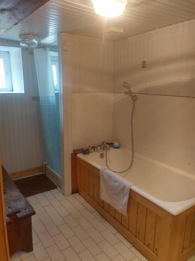 Rent in ski resort 5 room chalet 11 people - Chalet la Gayolle - Saint Gervais - Bathroom