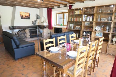 Affordable ski Chalet les Margagnes