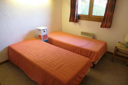 Rent in ski resort 5 room duplex chalet 8 people - Chalet Saint Nicolas - Saint Gervais - Bedroom