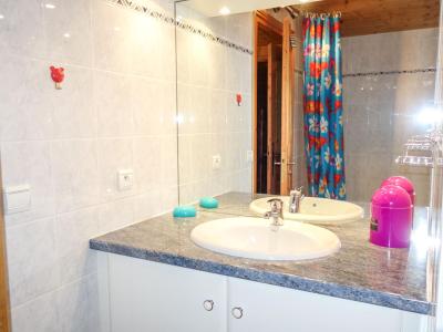 Rent in ski resort 3 room apartment 6 people (1) - Le Tagre - Saint Gervais - Bathroom