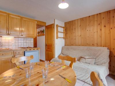 Rent in ski resort 2 room apartment 4 people (2) - Les Aiguilles du Midi - Saint Gervais - Living room
