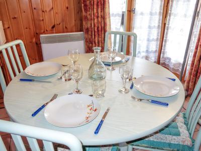 Rent in ski resort 2 room apartment 4 people (4) - Les Jardins Alpins - Saint Gervais - Living room