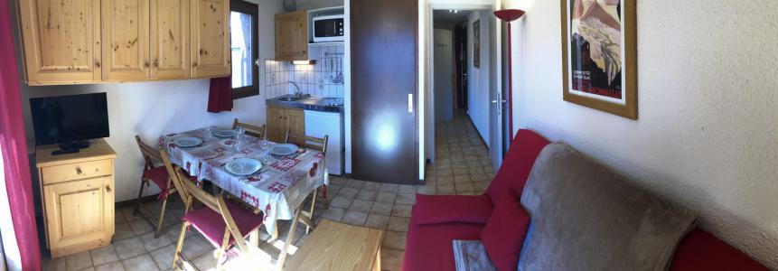 Rent in ski resort Studio 4 people (C32) - Résidence Vorrasset - Saint Gervais - Living room